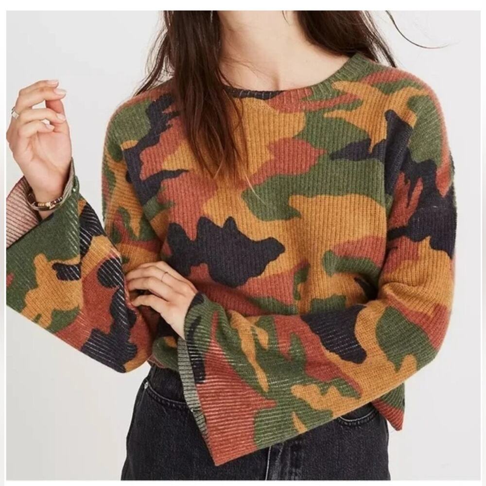 Madewell Merino Wool Bunny Rabbit Camo Print Flare Bell Sleeve Cropped Sweater